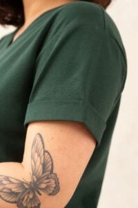 Polo Bea | Cuello V manga con doblez - Imagen 3