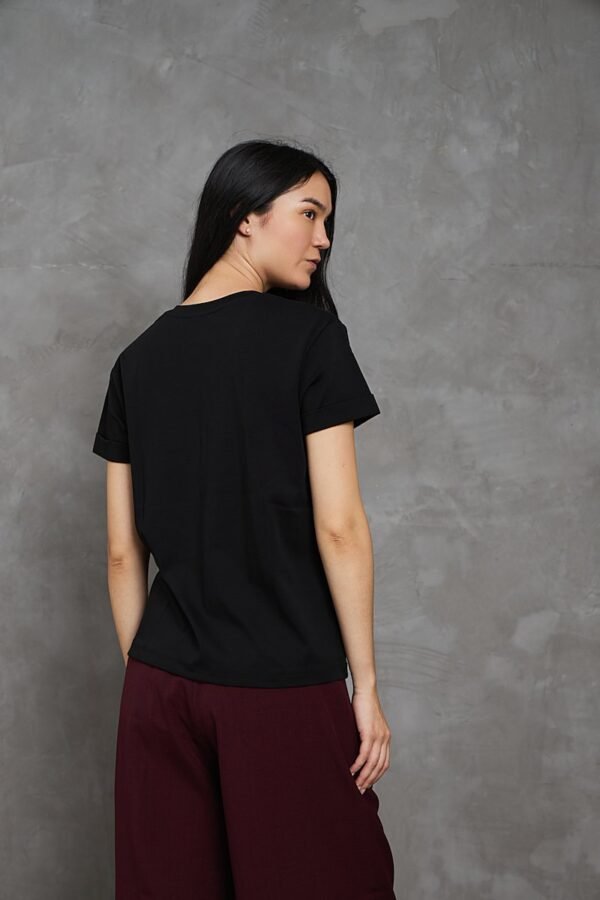 Polo Bea | Cuello V manga con doblez<span> - </span>Negro, L